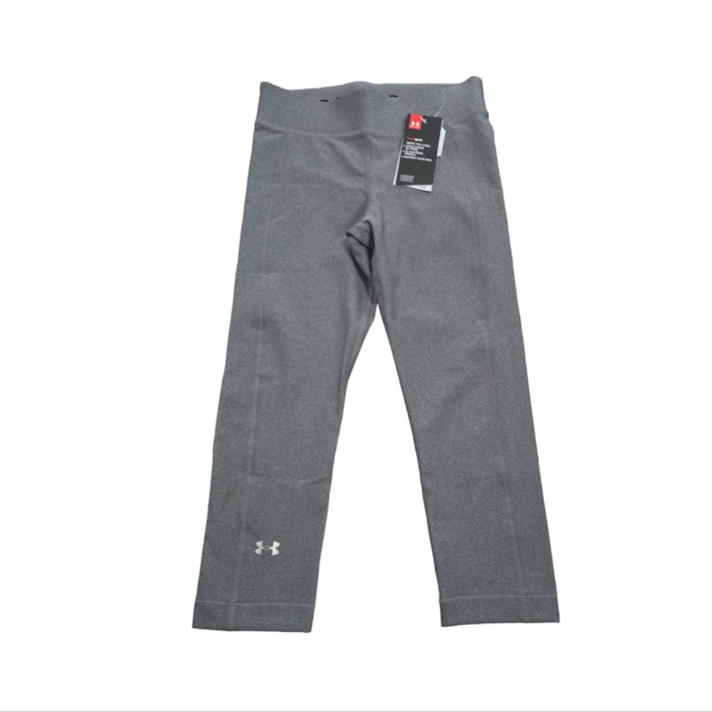- New Under  Armour capri Size small